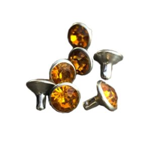 Synthetic Rivet Amber 6mm (Pkt10)